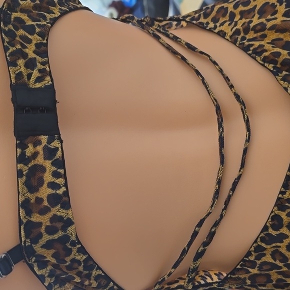 WOMEN'S VINTAGE LINGERIE IN LEOPARD PRINT - Picture 4 of 4